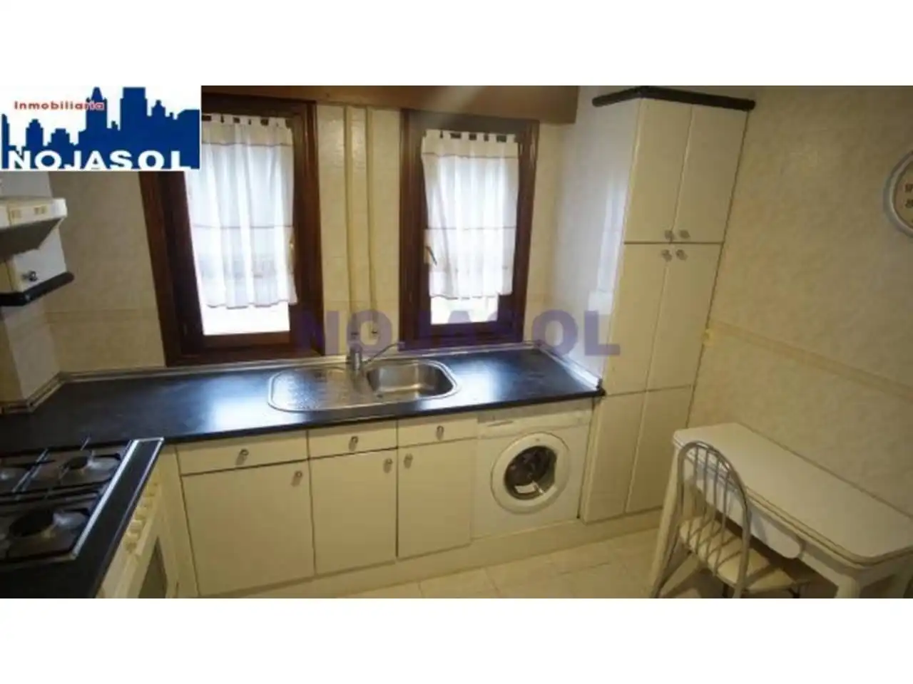 Cocina de Apartamento de alquiler en Noja con Terraza y Amueblado