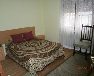 Bedroom of Flat to share in Oviedo   with Air Conditioner and Terrace