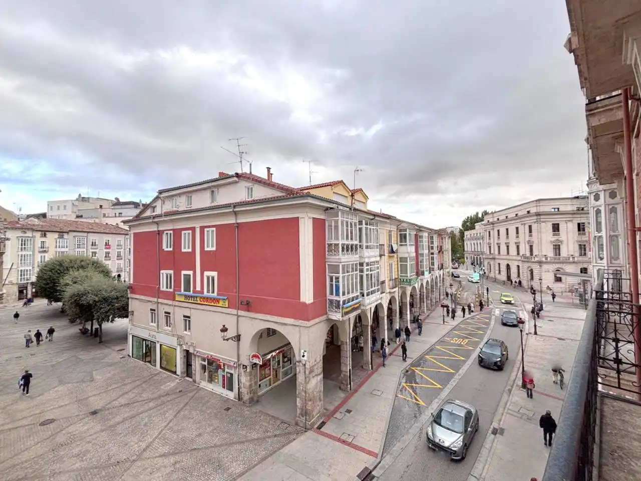 Vista exterior de Pis en venda en Casco Antiguo