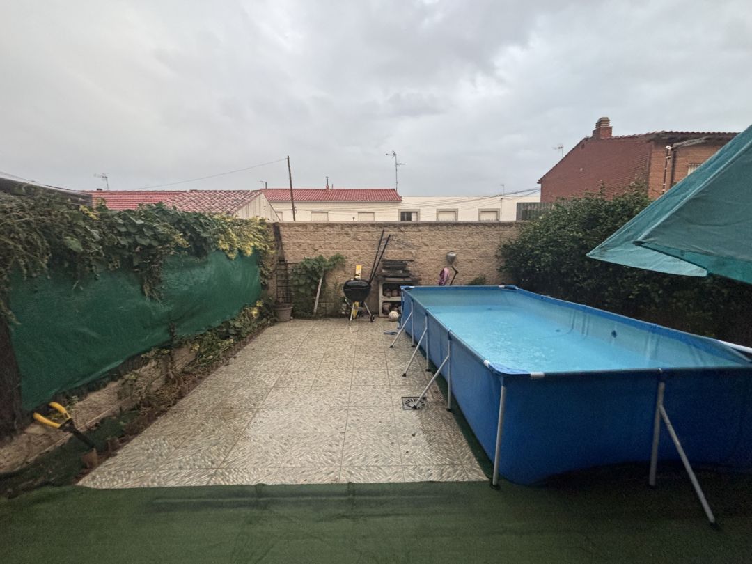 Single-family semi-detached for sale in Numancia de la Sagra