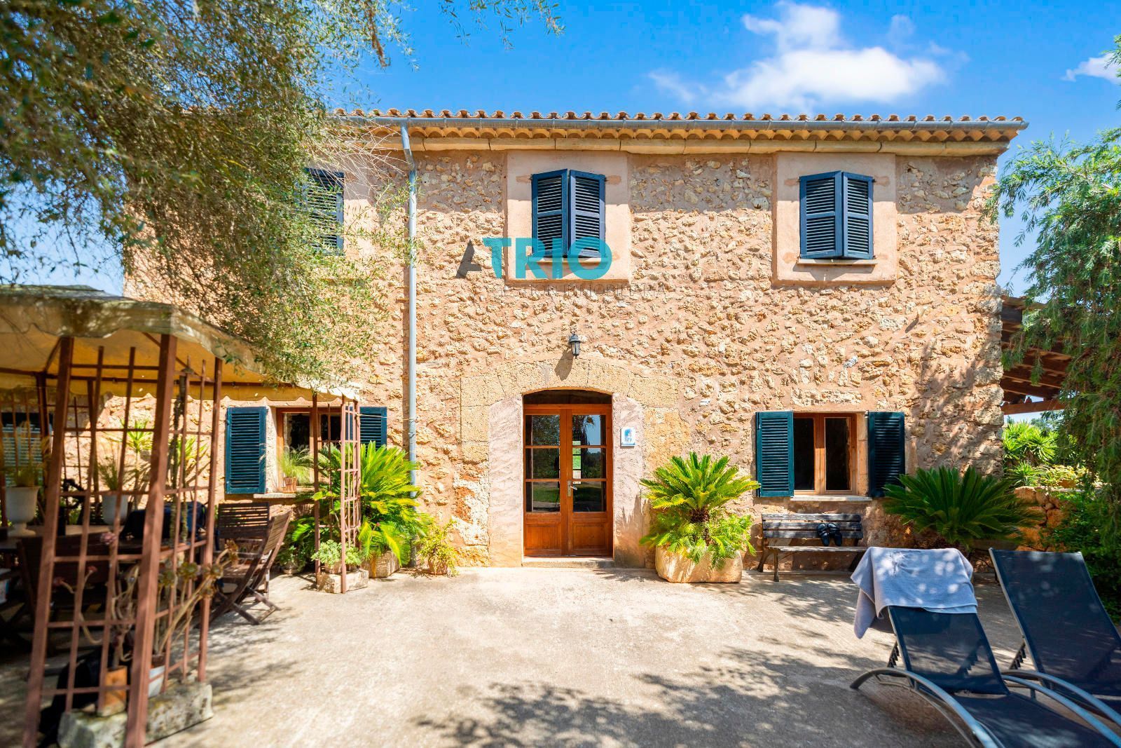 Vista exterior de Casa o xalet en venda en Sencelles amb Aire condicionat, Calefacció i Terrassa