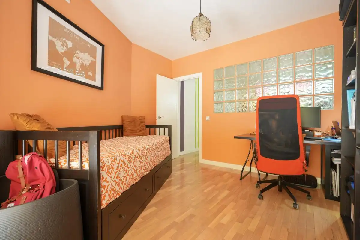 Habitación de Planta baja en venta en Alcalá de Henares con Aire acondicionado, Calefacción y Terraza