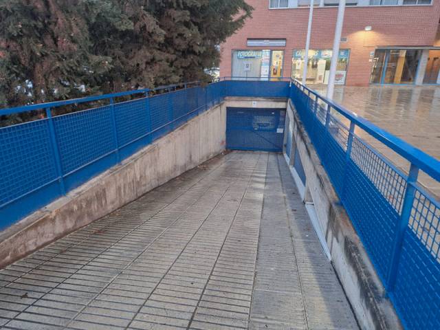 Garaje en Alquiler en Calle Alonso de Ojeda, 5 en La Flota