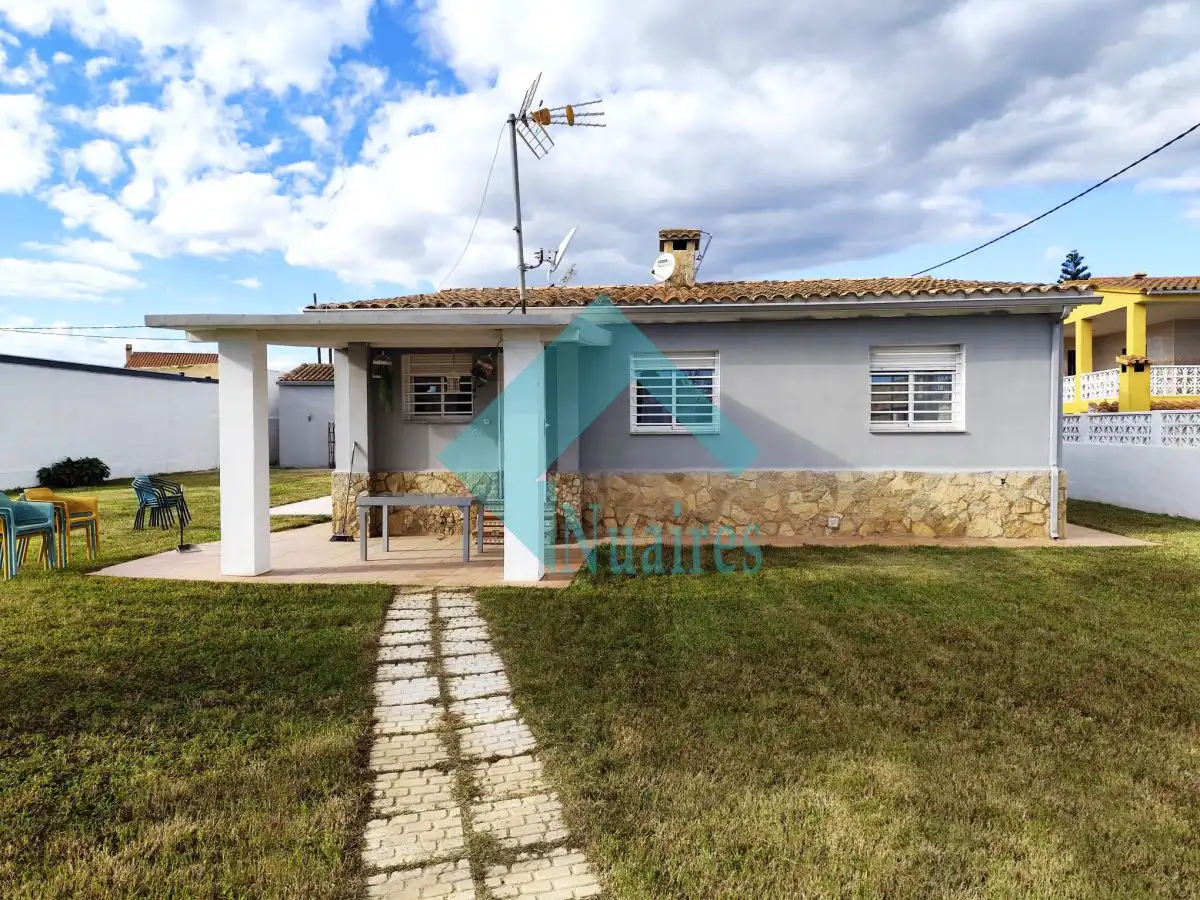 Detached house with garden for sale in El Grao, imagen 3