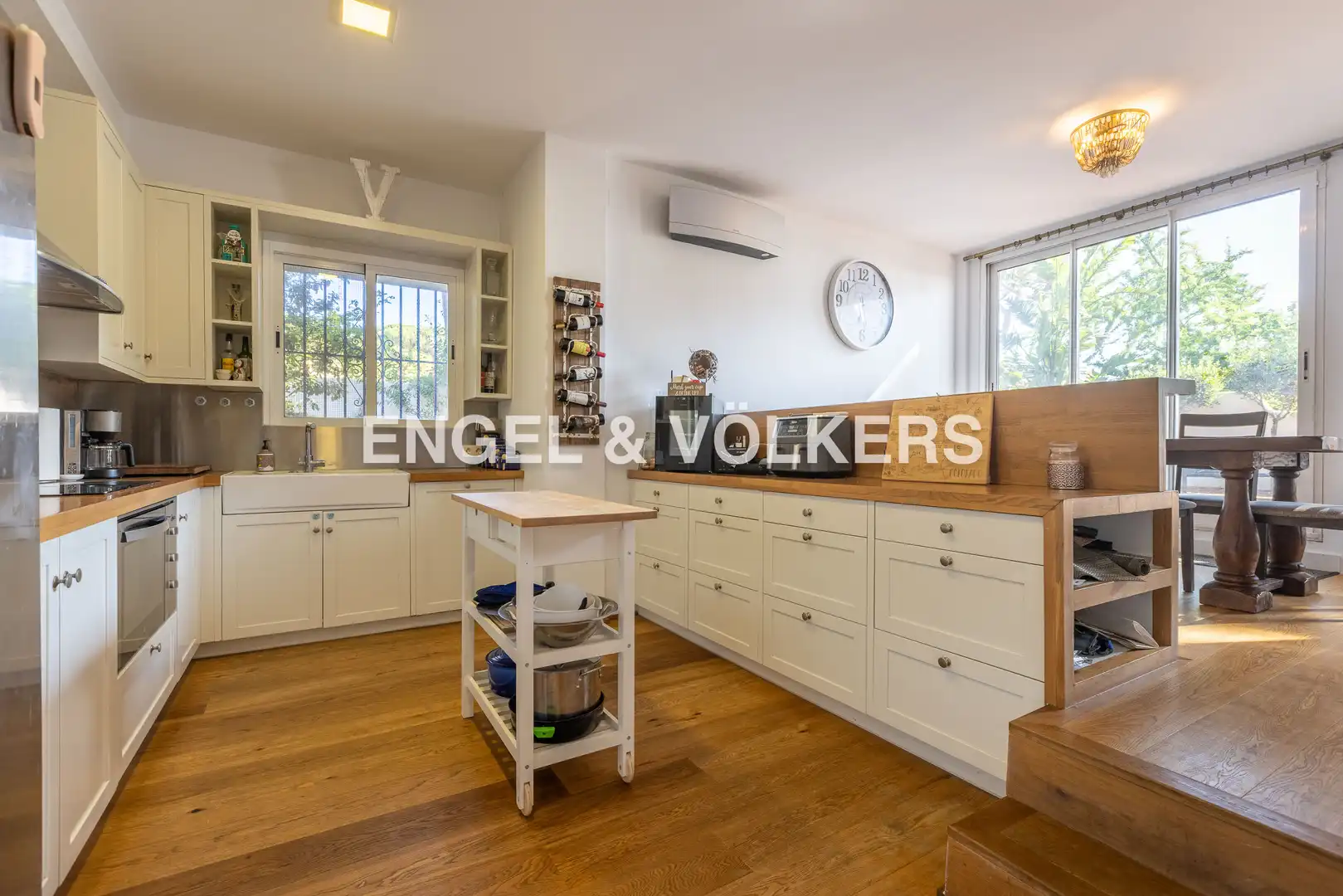 Küche von Country house zum Verkauf in El Puerto de Santa María mit Klimaanlage, Heizung und Privatgarten