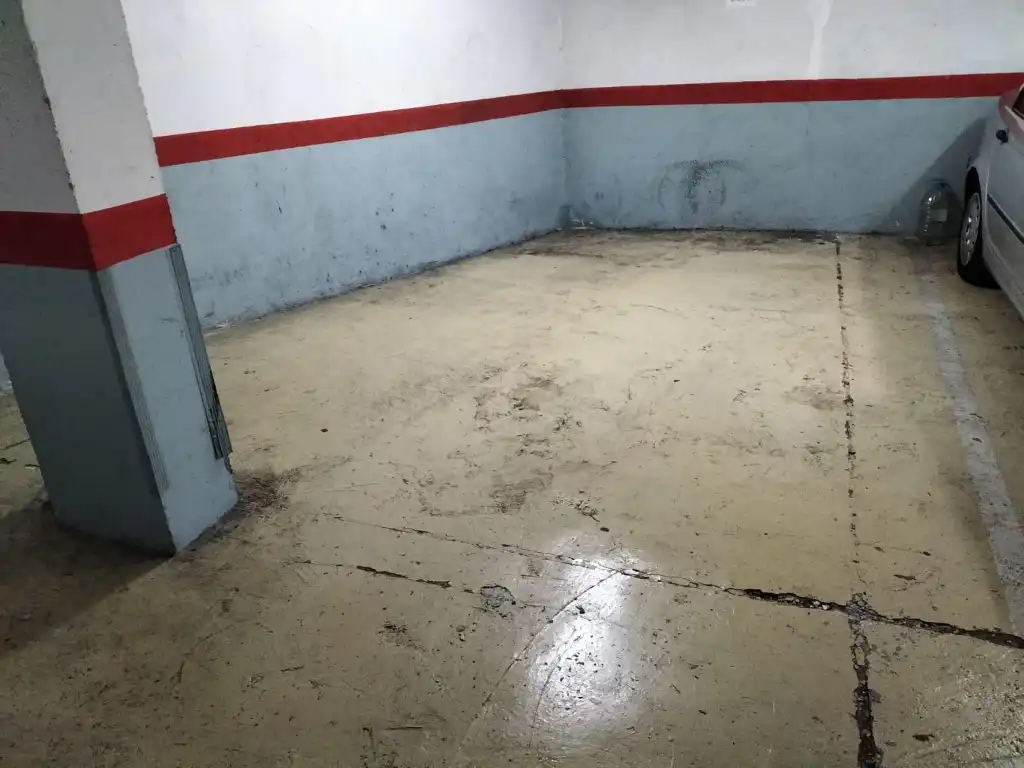 Einzelparkplatz zum Verkauf in Nou Barris, imagen 6