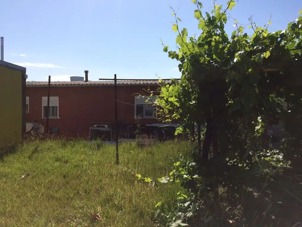 Finca rústica en venta en Cubillos del Sil con Jardín privado, Terraza y Amueblado