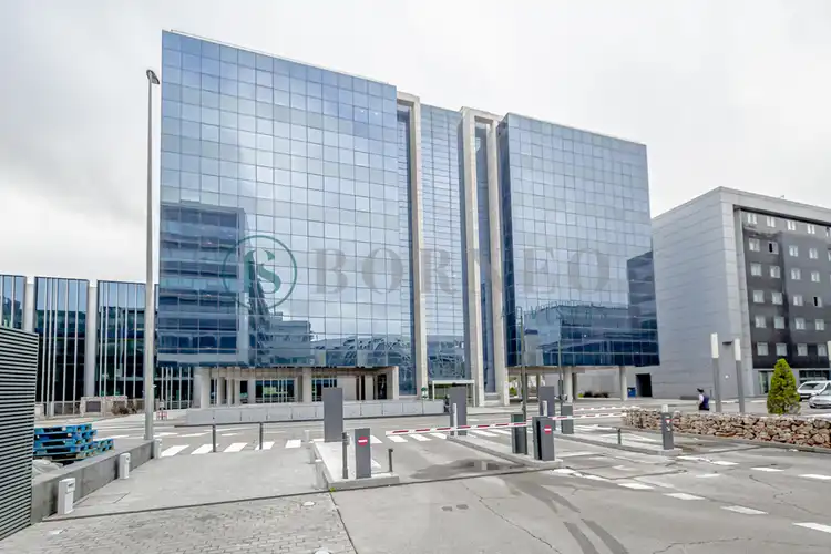 Außenansicht von Büro zur Miete in Madrid
