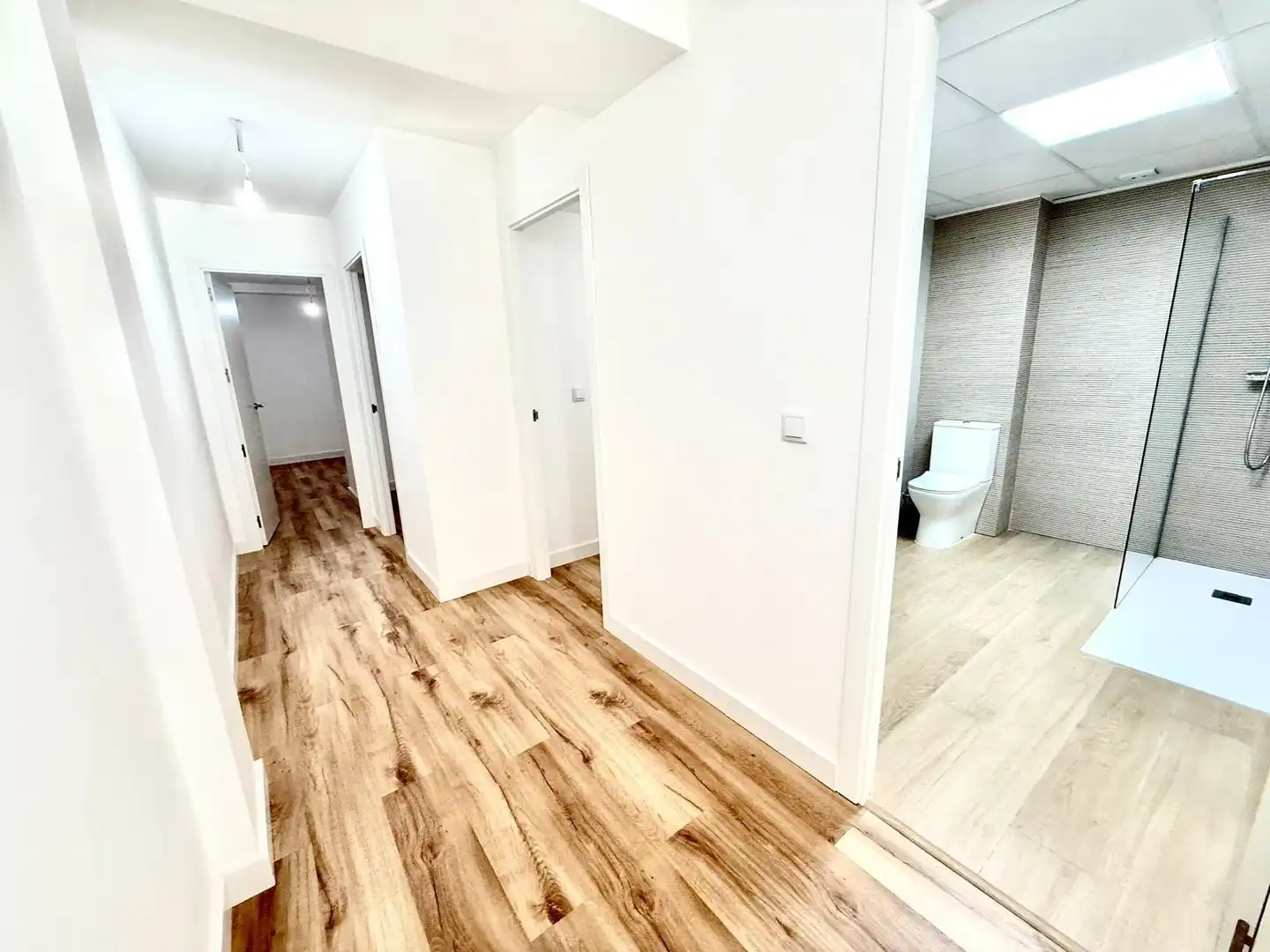 Piso en venta en Calle CONRADO DEL CAMPO, Sector V