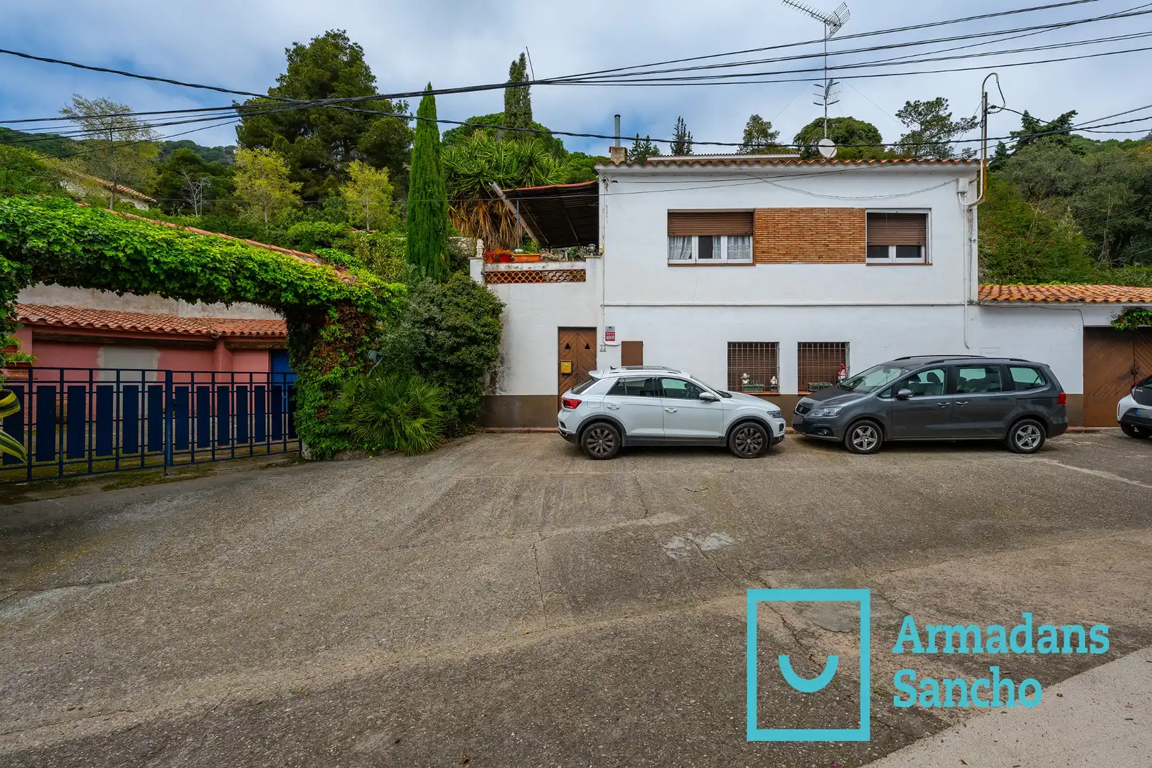 Exterior view of Houses for sale in Premià de Dalt  with Heating, Private garden and Terrace