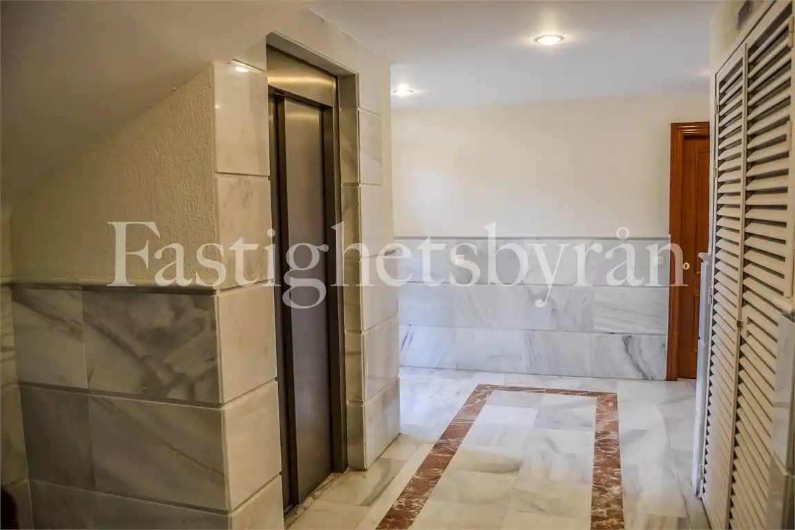 Maisonette zum Verkauf in Avenida Palmeras de Baviera, Caleta de Vélez