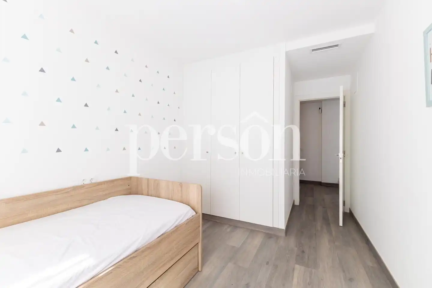 Bedroom of Attic for rent in Valencia  with Air Conditioner, Heating and Terrace