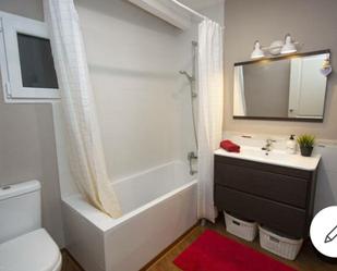 Bathroom of Flat to rent in Dénia  with Air Conditioner and Terrace
