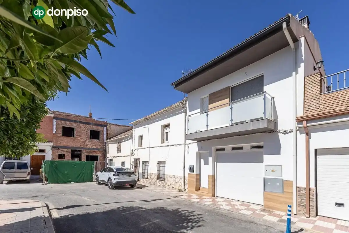 Exterior view of Detached homes for sale in Churriana de la Vega  with Air Conditioner