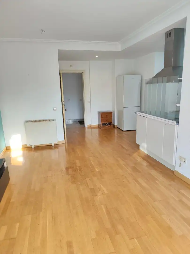 Flat for sale in Velilla de San Antonio  with Heating, Terrace and Furnished