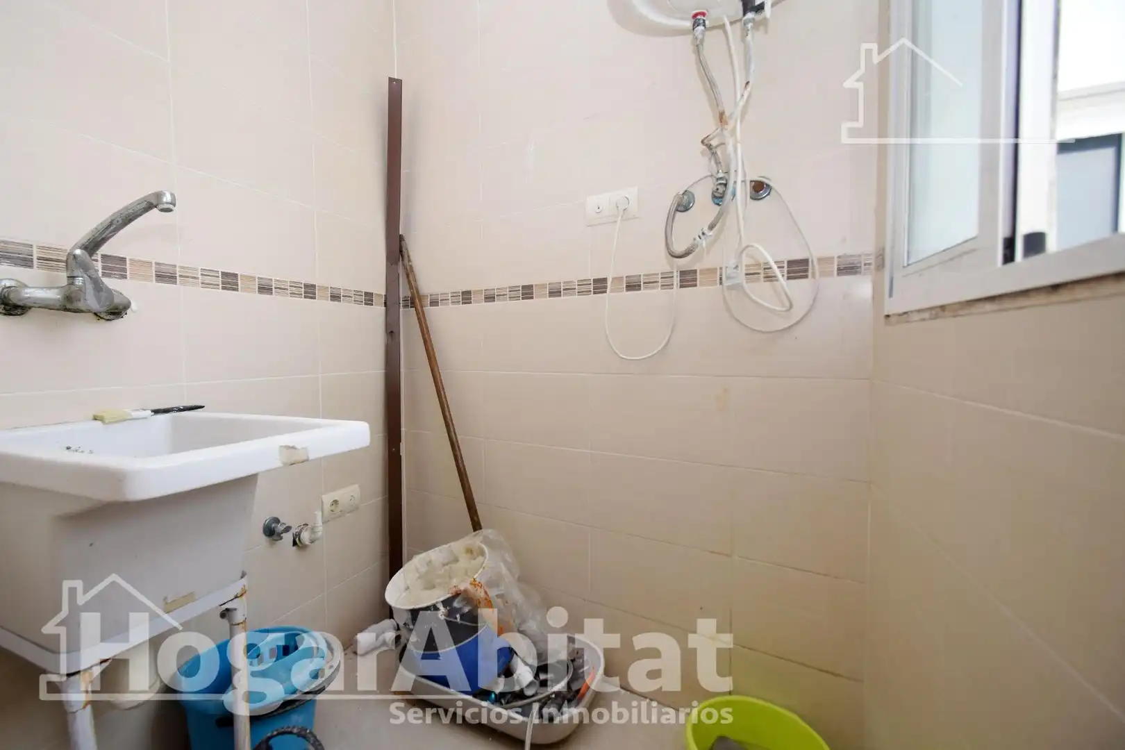 Dormitori de Pis en venda en Llíria amb Aire condicionat i Terrassa