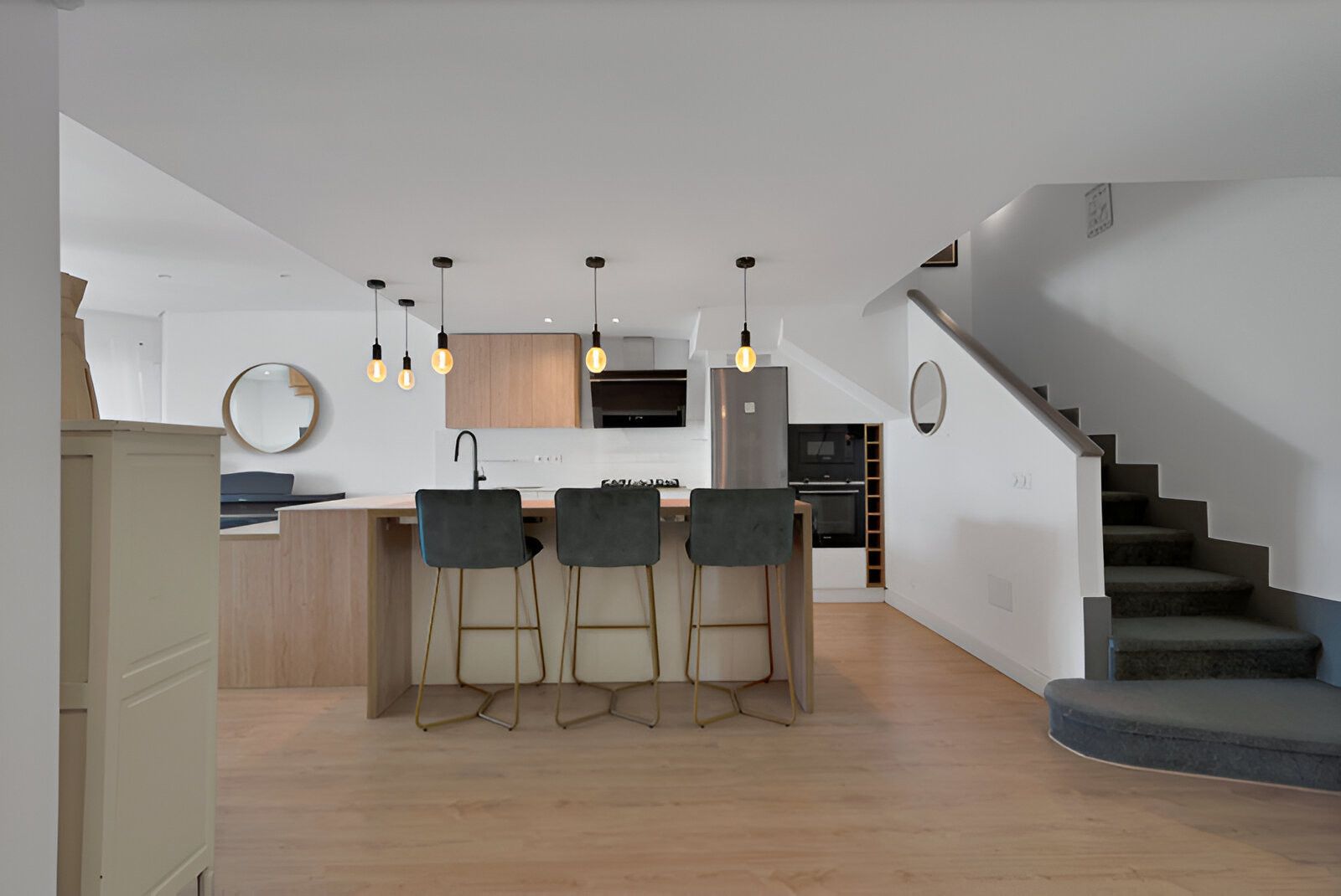 Cuina de Casa adosada en venda en Marbella amb Jardí privat, Piscina i Piscina comunitària