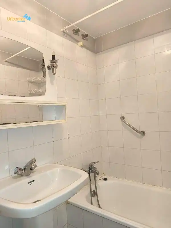 Baño de Piso en venta en Badajoz con Aire acondicionado y Alarma