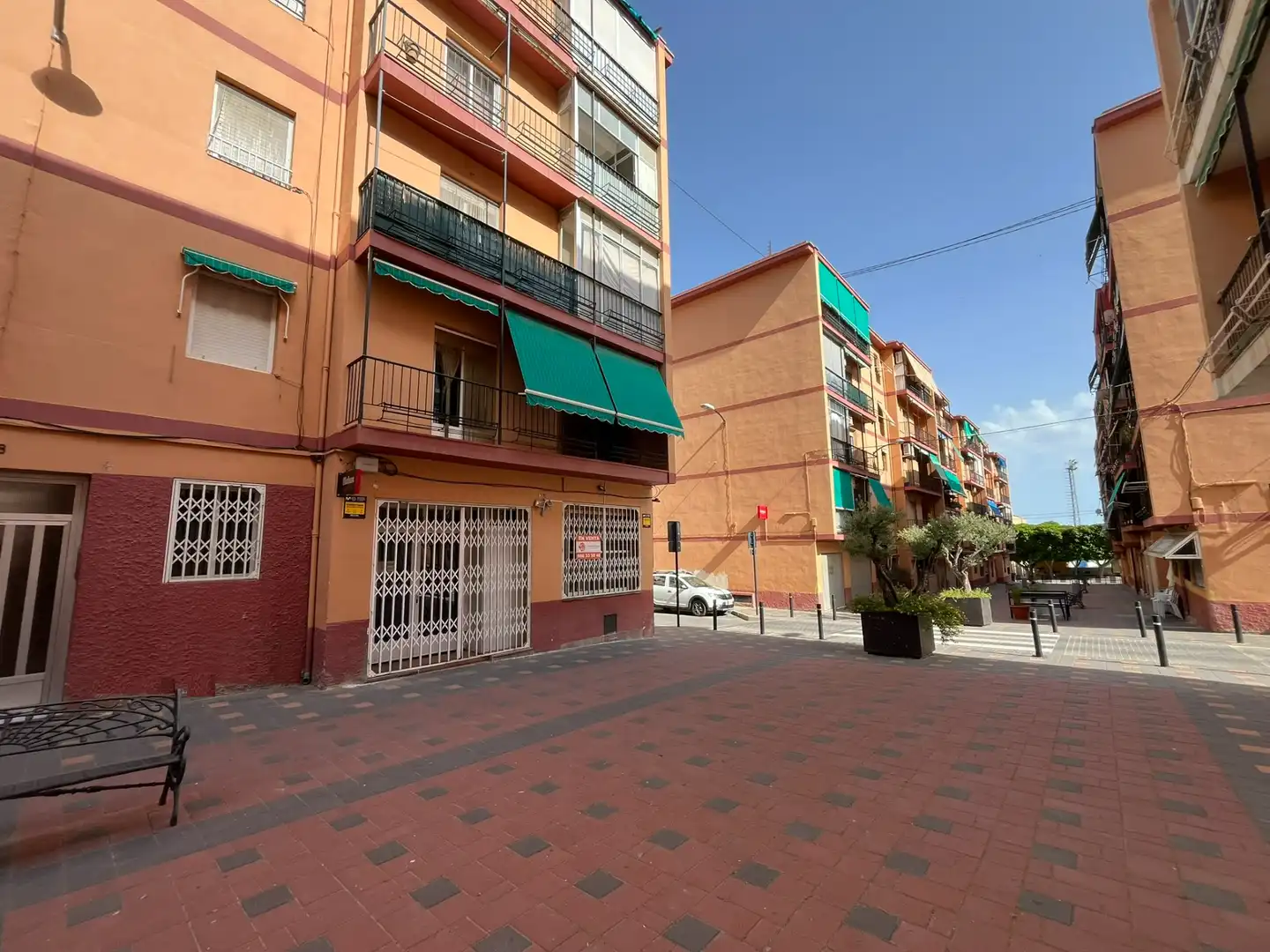 Vista exterior de Local en venda en Jijona / Xixona