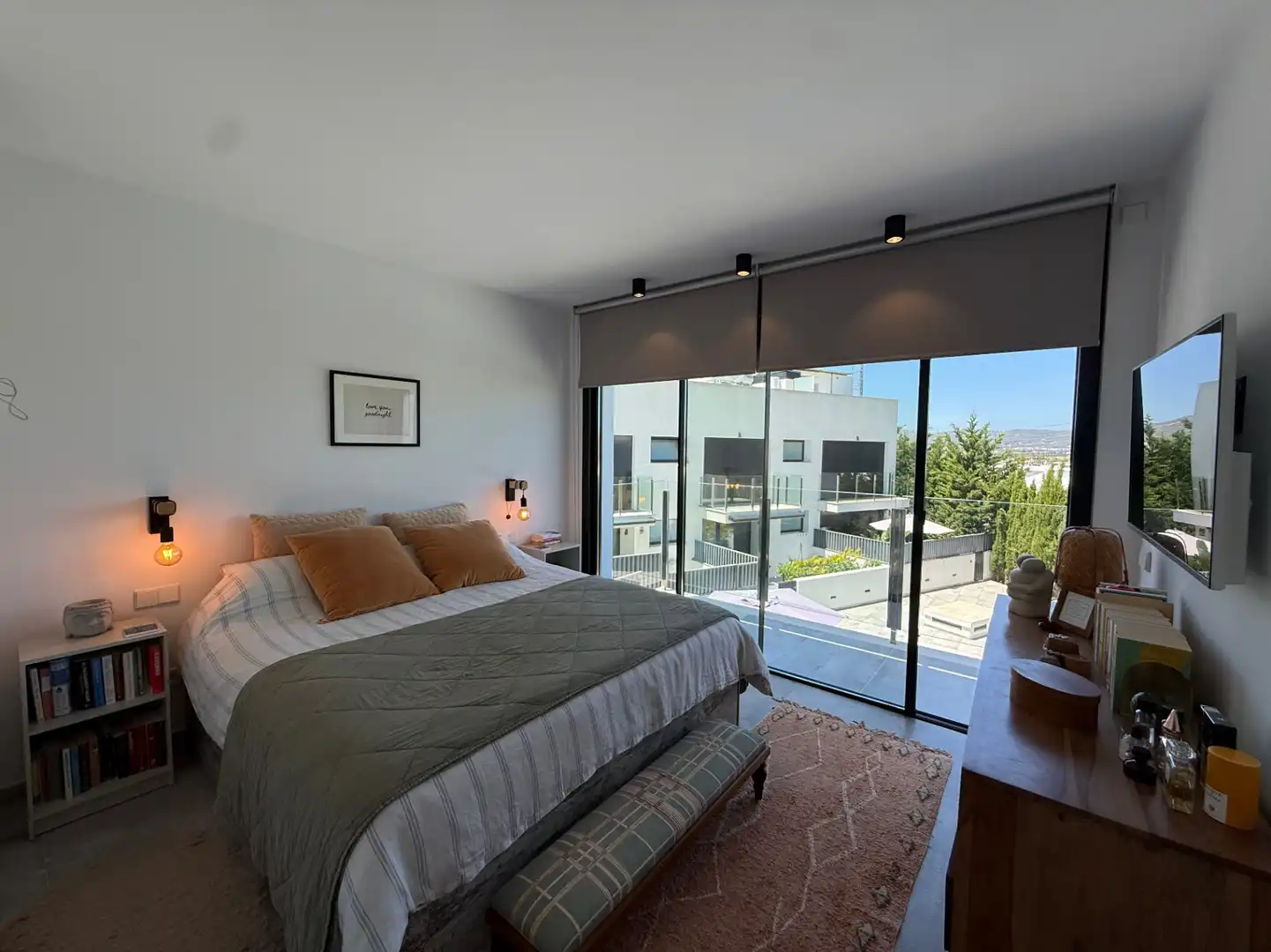 Bedroom of Houses for sale in Santa Eulària des Riu  with Air Conditioner, Heating and Terrace