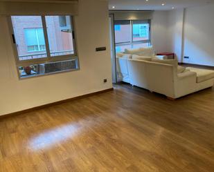 Sala d'estar de Apartament de lloguer en Benetússer amb Calefacció, Parquet i Balcó