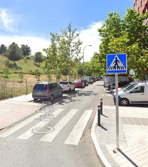 Foto 2 de Pis en venda a Orcasitas, Madrid