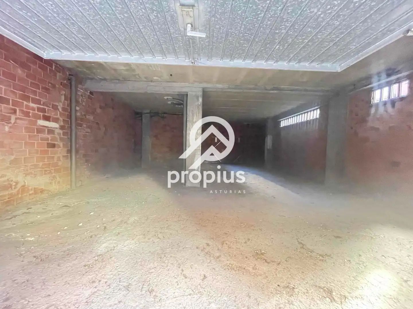Parking of Commercial properties for rent in Llanera