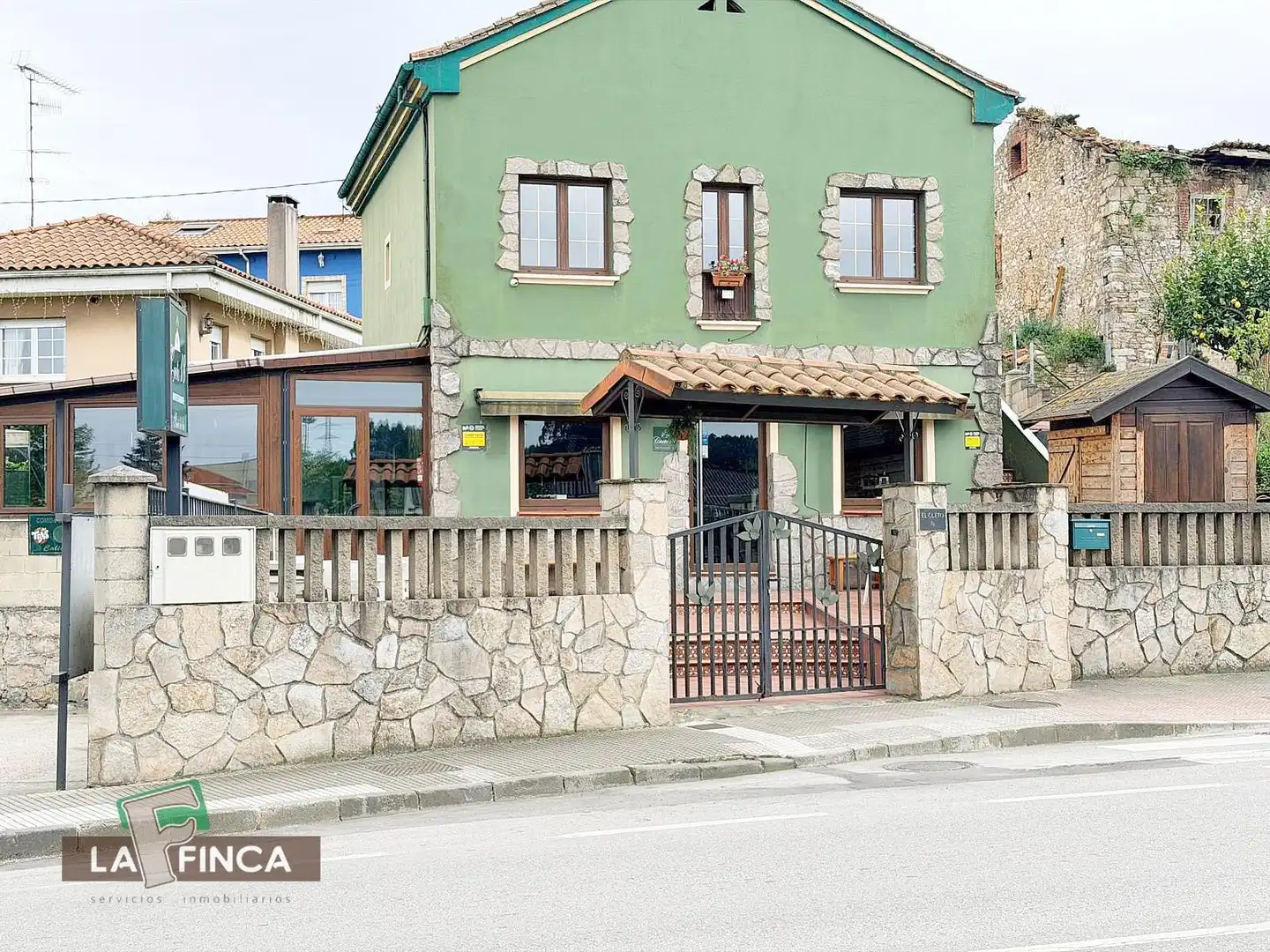 Local de lloguer a EL CUETO, 18, Corvera de Asturias