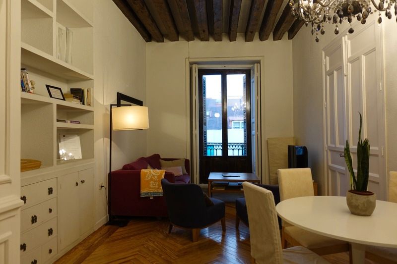 Sala d'estar de Dúplex en venda en  Madrid Capital amb Aire condicionat, Jardí privat i Moblat