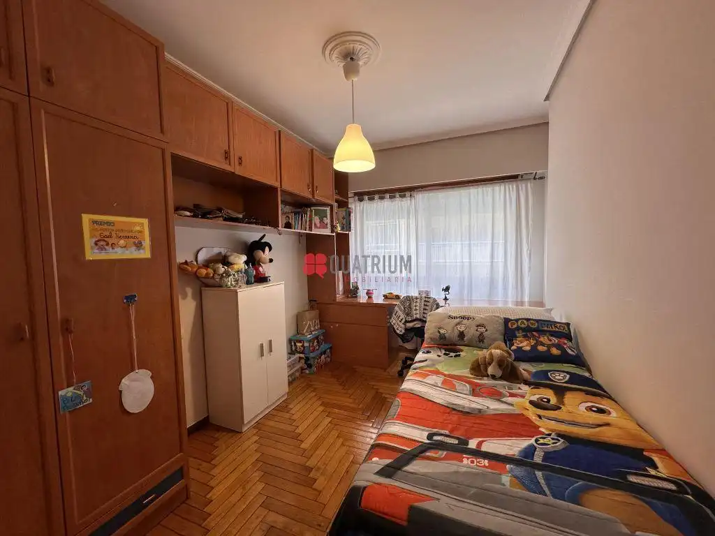 Habitación de Piso en venta en Ourense Capital  con Calefacción, Trastero y Balcón