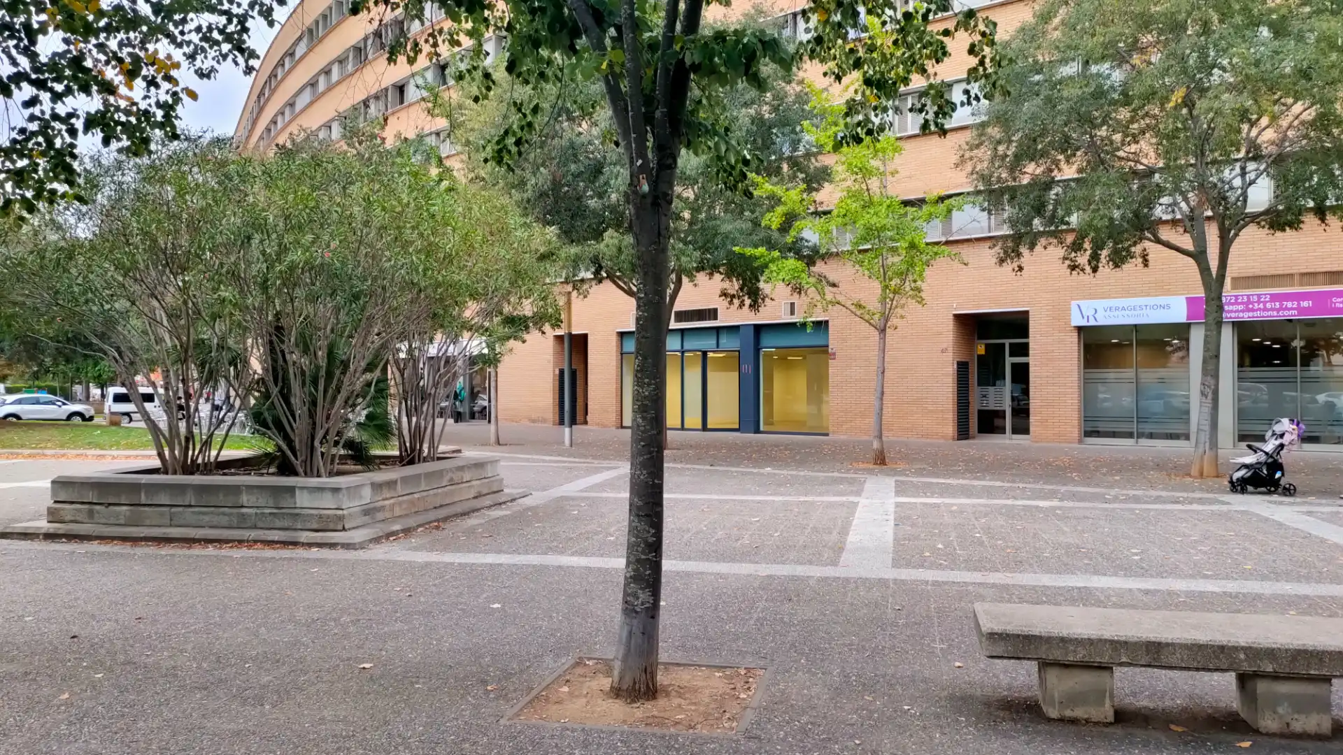 Vista exterior de Local de alquiler en Girona con Aire acondicionado y Alarma