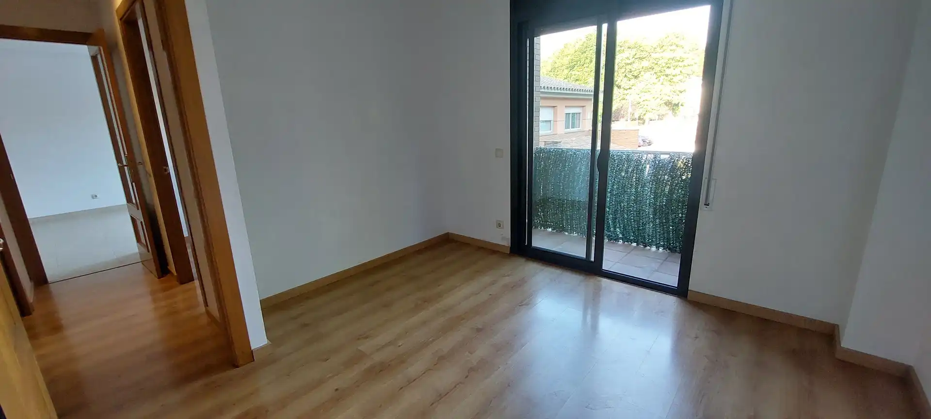 Schlafzimmer von Wohnung zur Miete in Vallgorguina mit Heizung, Parkett und Balkon