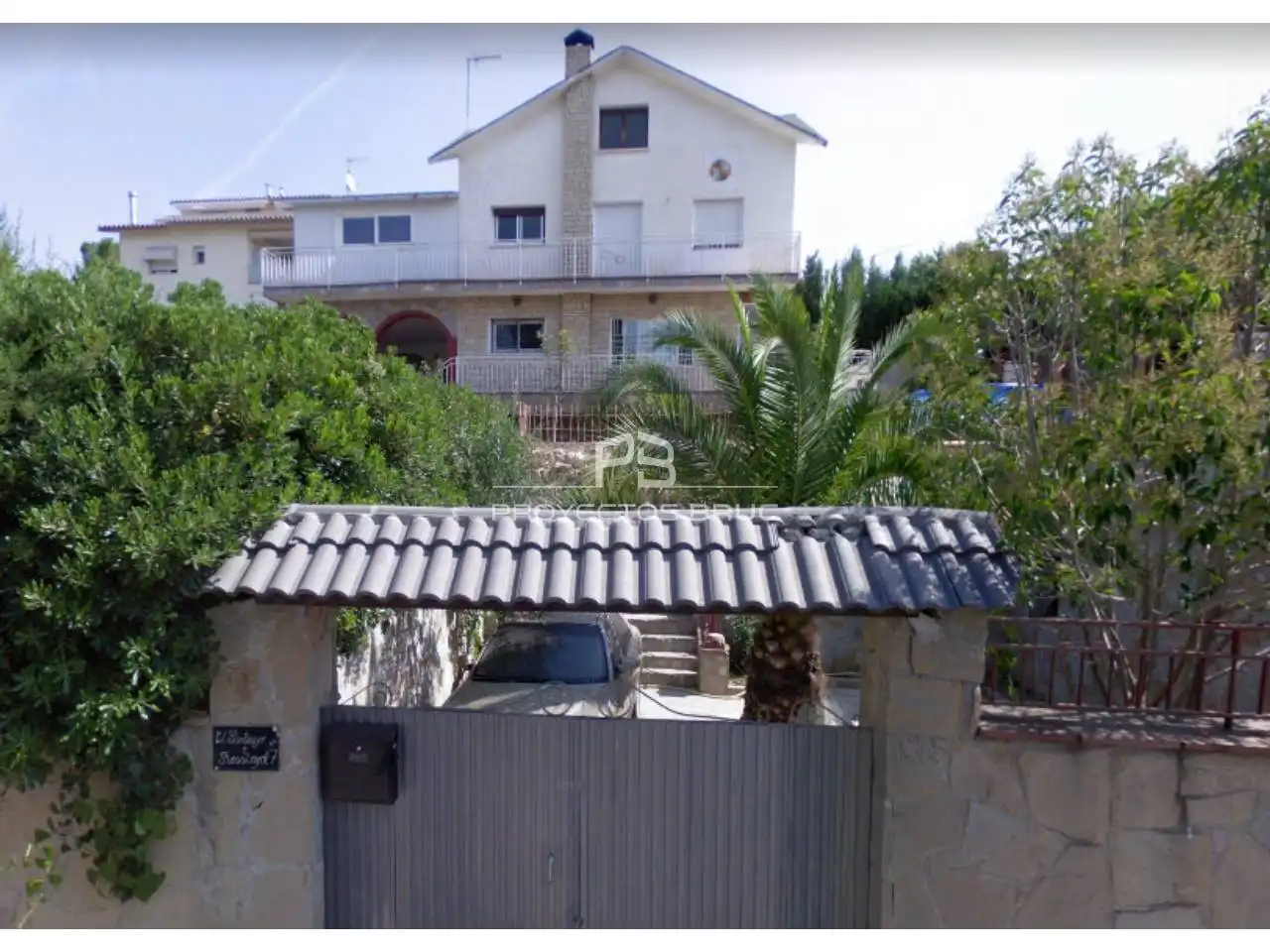Casa en venta en Calle Santiago Rusiñol