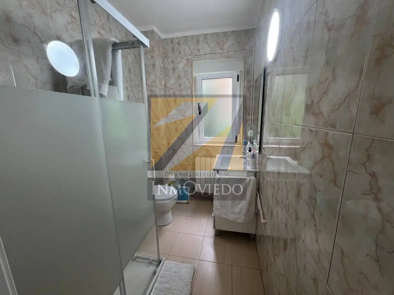 Bathroom of Flat for sale in Morcín  with Heating, Storage room and Furnished