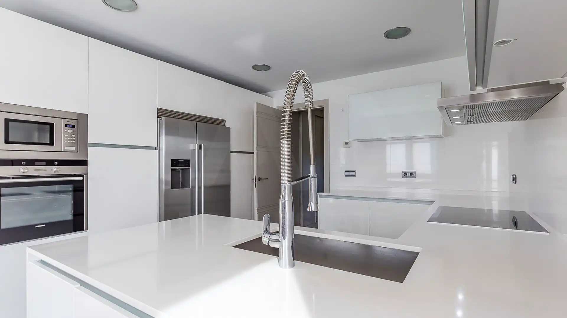 Cocina de Casa o chalet de alquiler en Majadahonda con Aire acondicionado, Calefacción y Terraza