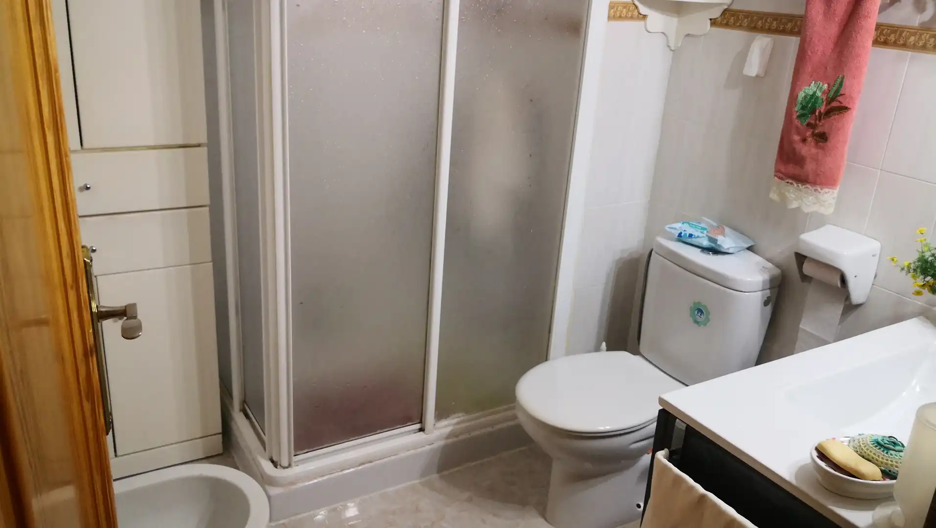 Bathroom of Ground floor for sale in Cartagena  with Private garden, Oven and Internet