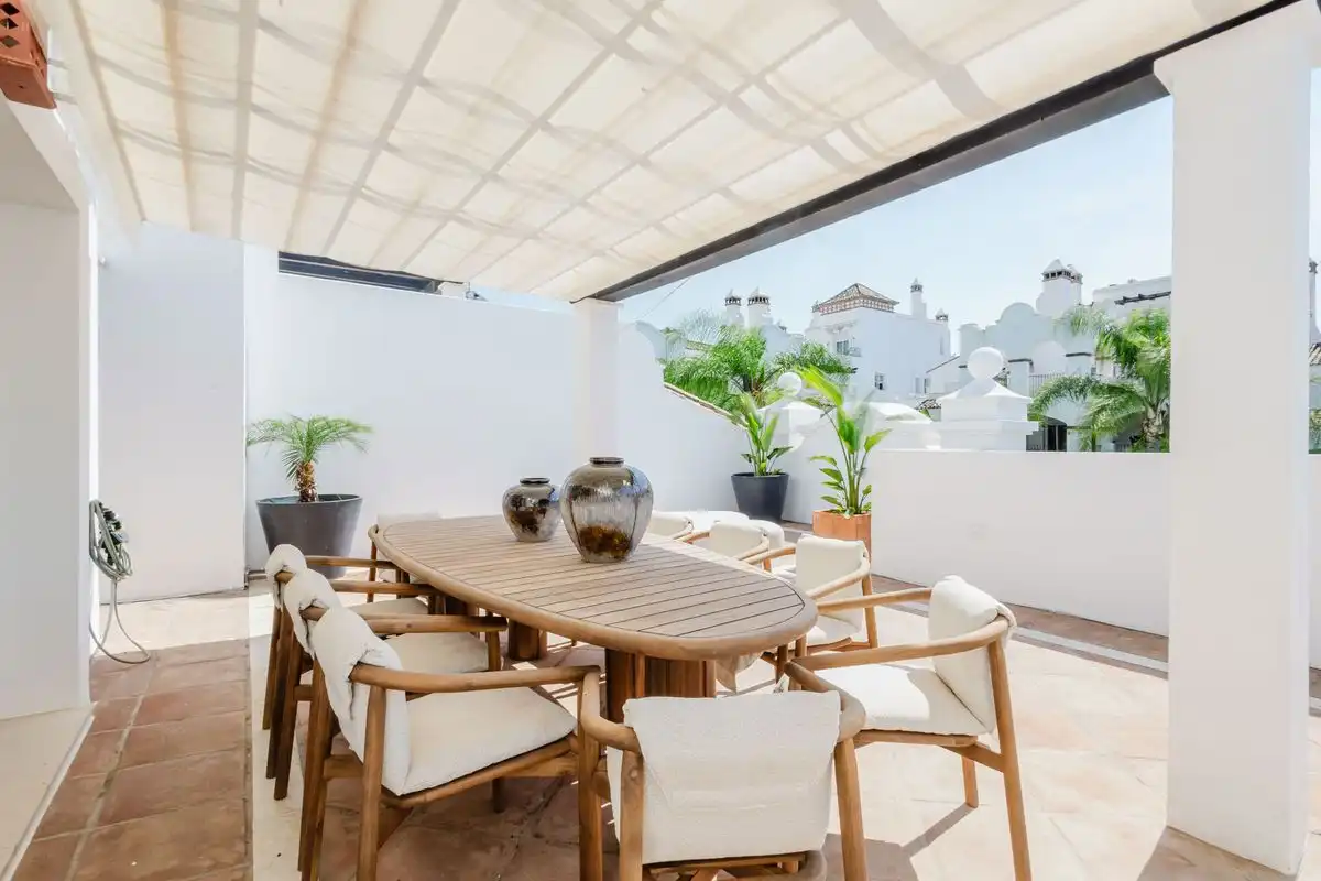 Terrace of Duplexes for sale in Marbella  with Air Conditioner, Heating and Private garden