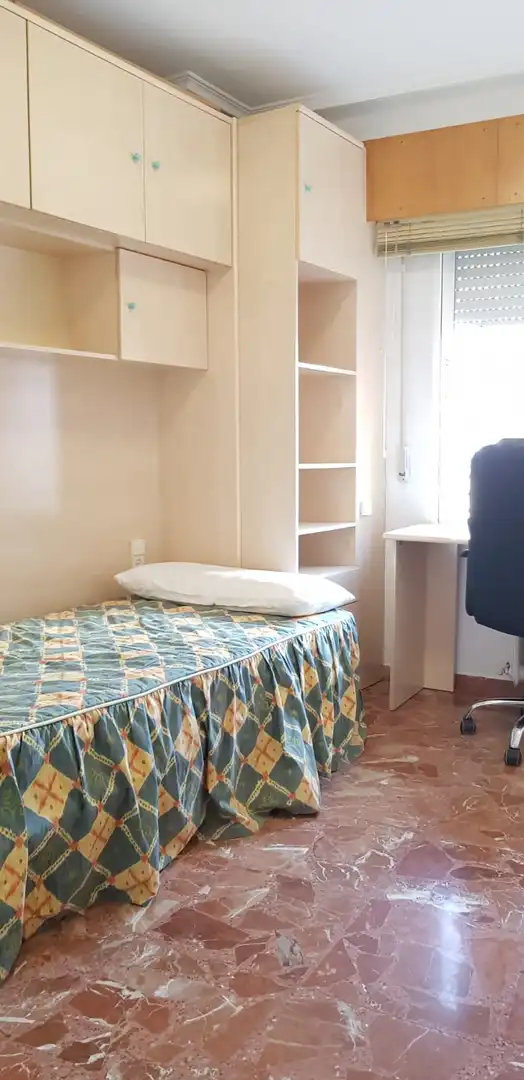 Piso de alquiler en Calle Antonio Gotor, Parque Sur