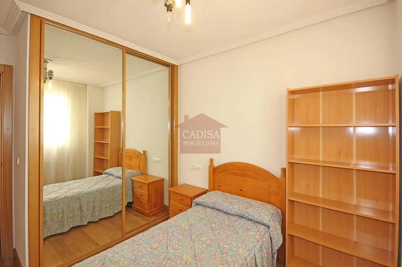 Bedroom of Flat for rent in Salamanca  with Heating, Storage room and Furnished