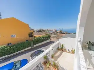 Vista exterior de Casa o chalet en venta en Guía de Isora con Terraza, Trastero y Balcón