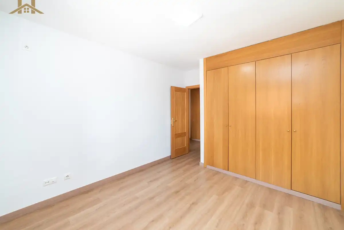 Dormitori de Pis en venda en Leganés amb Aire condicionat, Calefacció i Terrassa