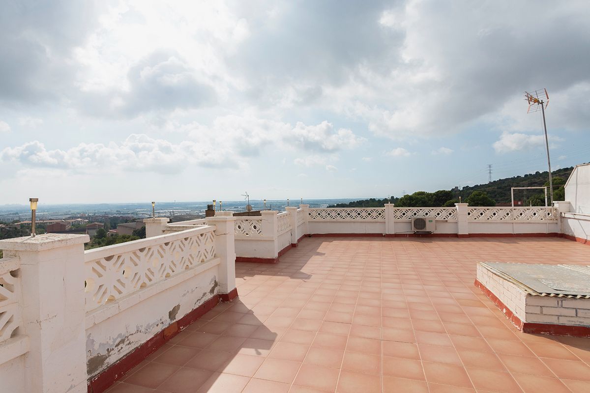 Terraza de Casa o chalet en venta en Sant Boi de Llobregat con Aire acondicionado, Calefacción y Terraza