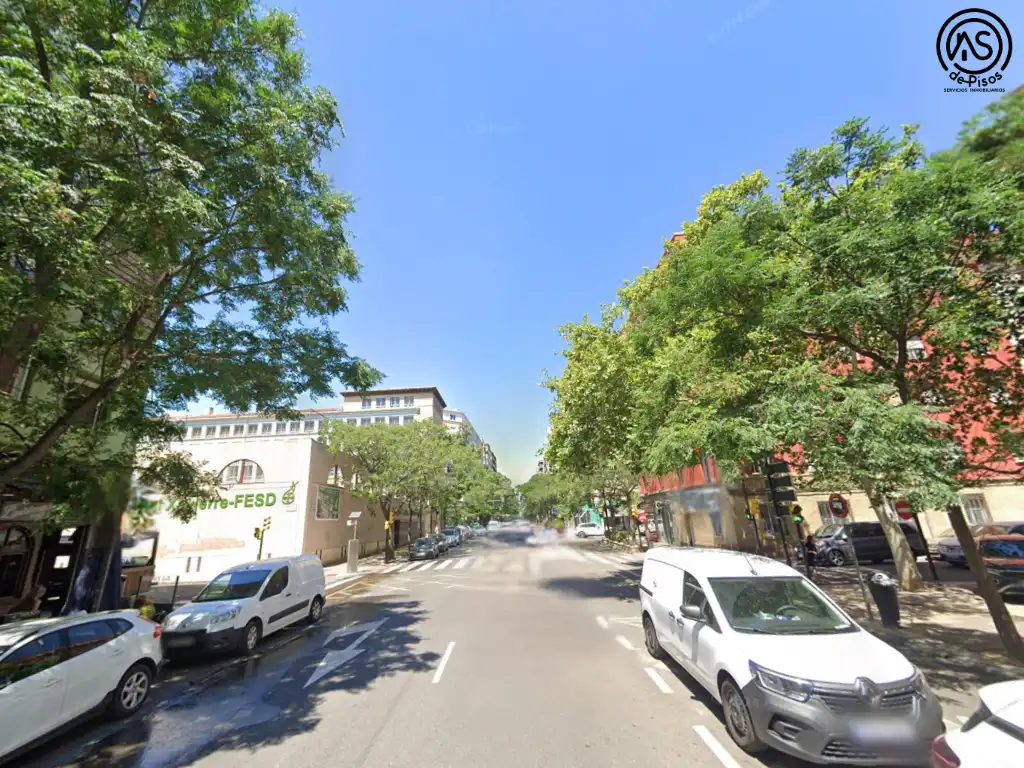 Apartamento de alquiler en Calle de Baltasar Gracián, 27, Universidad San Francisco
