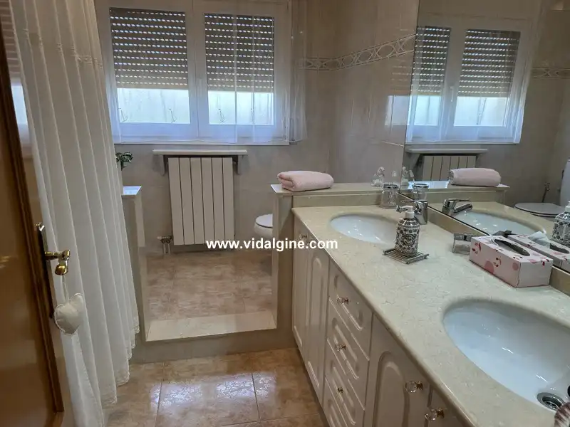 Baño de Casa o chalet en venta en Térmens con Calefacción, Jardín privado y Trastero