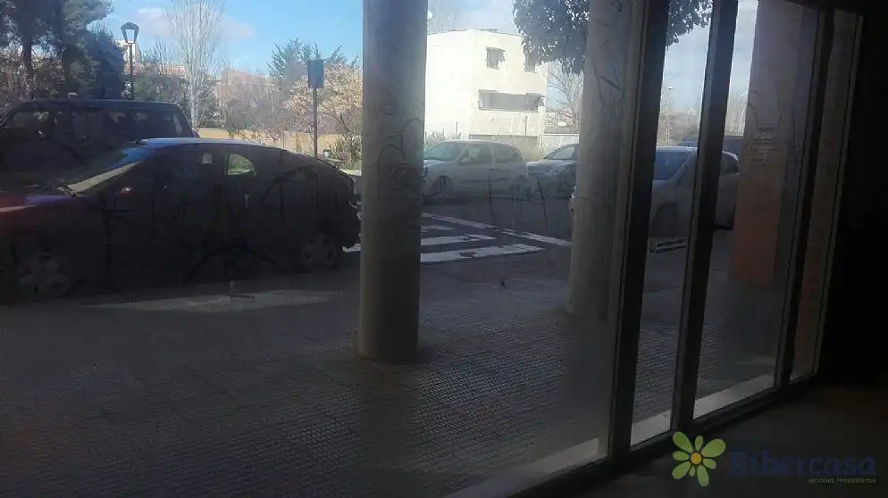 Gewerbefläche zum Verkauf in Avenida de la Paz, imagen 9