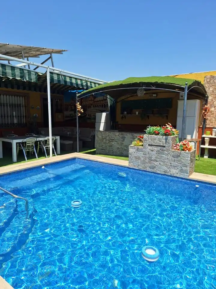 Piscina de Casa o chalet en venta en Alcalá de Guadaira con Aire acondicionado, Jardín privado y Terraza