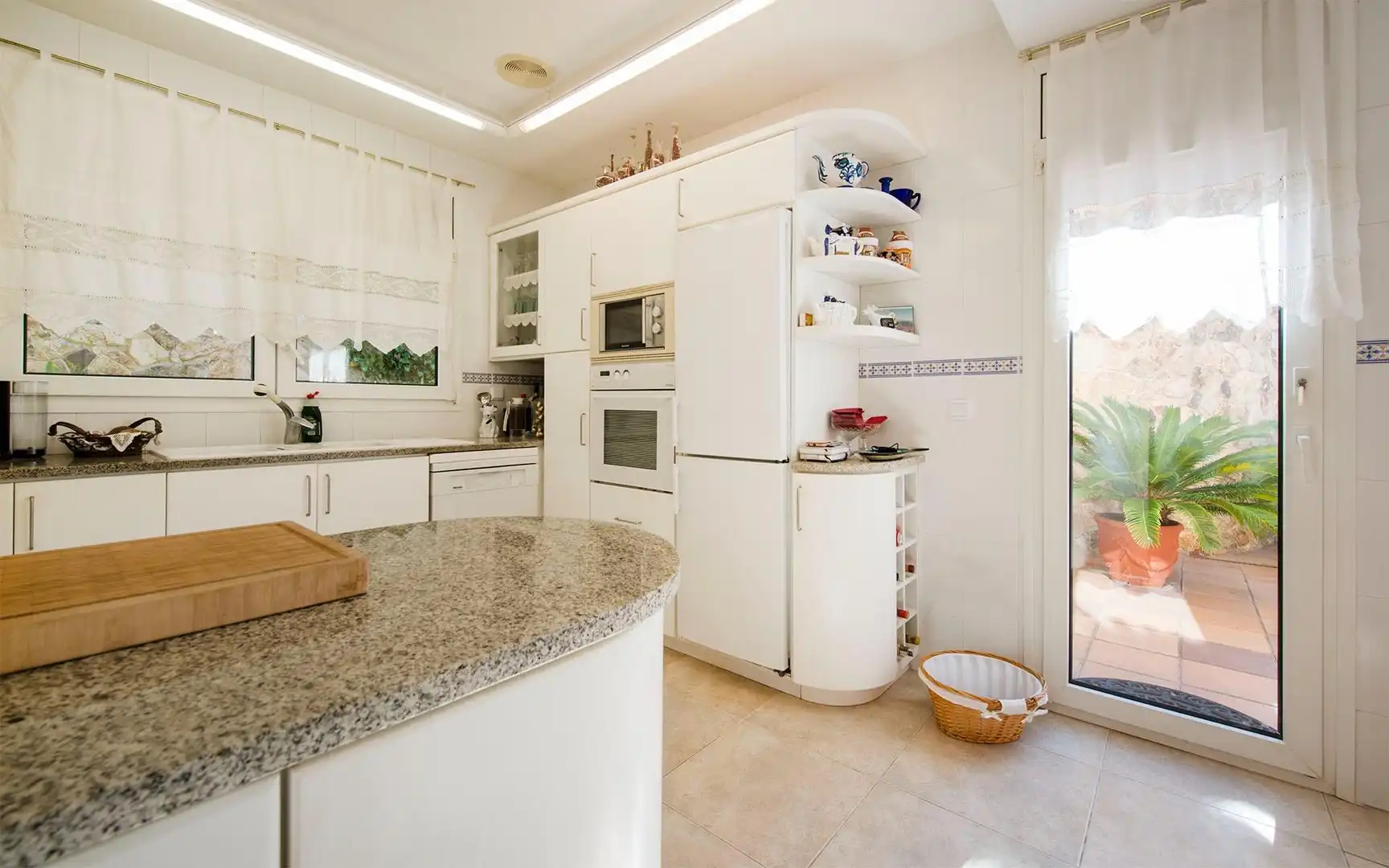 Cocina de Casa o chalet en venta en Tossa de Mar con Calefacción, Jardín privado y Terraza