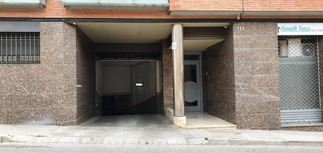 Garaje en Venta en C/ Cisterna en Barri del Centre