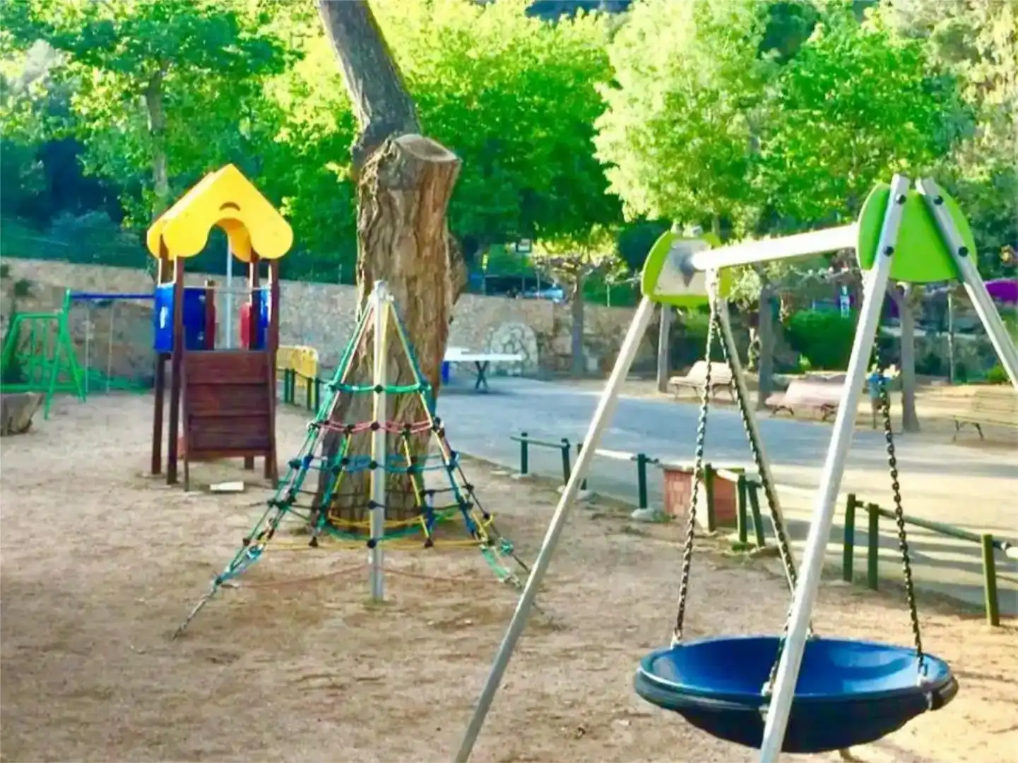Vista exterior de Piso en venta en Tossa de Mar con Aire acondicionado, Piscina y Amueblado