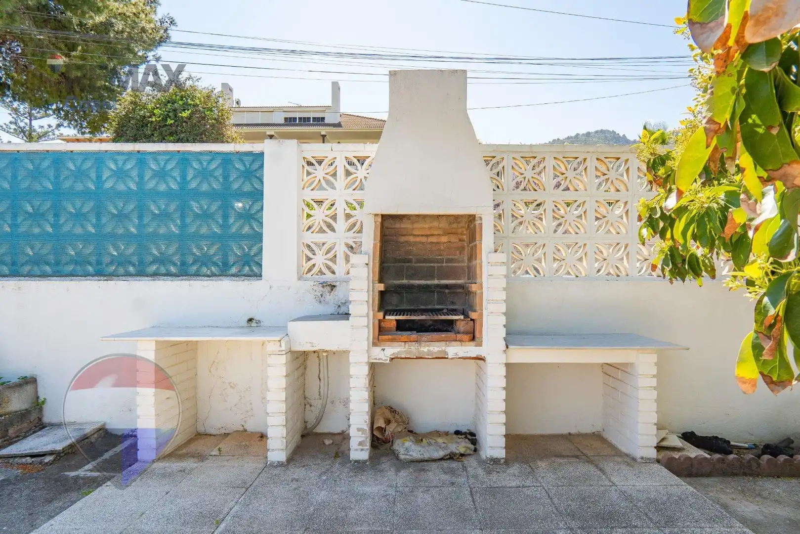 Vista exterior de Casa o xalet en venda en Alhaurín de la Torre amb Piscina comunitària